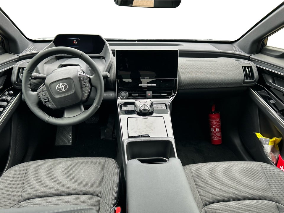 Toyota bZ4X Business+ 5d