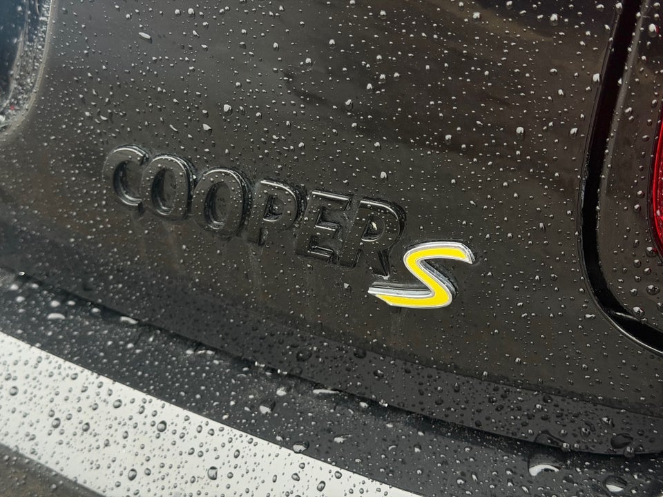 MINI Cooper SE Camden Edition 3d