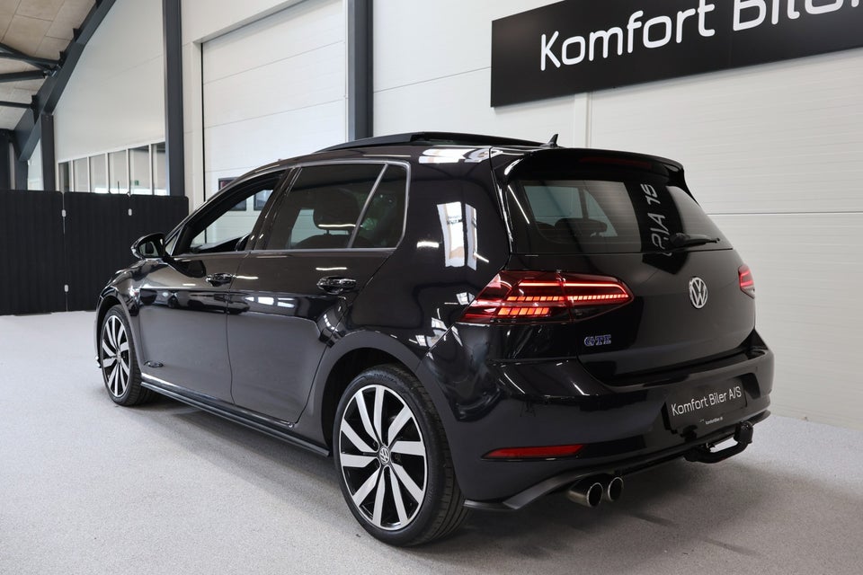 VW Golf VII 1,4 GTE DSG 5d