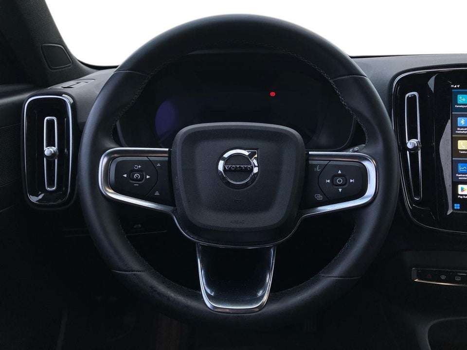 Volvo XC40 P6 ReCharge Plus 5d