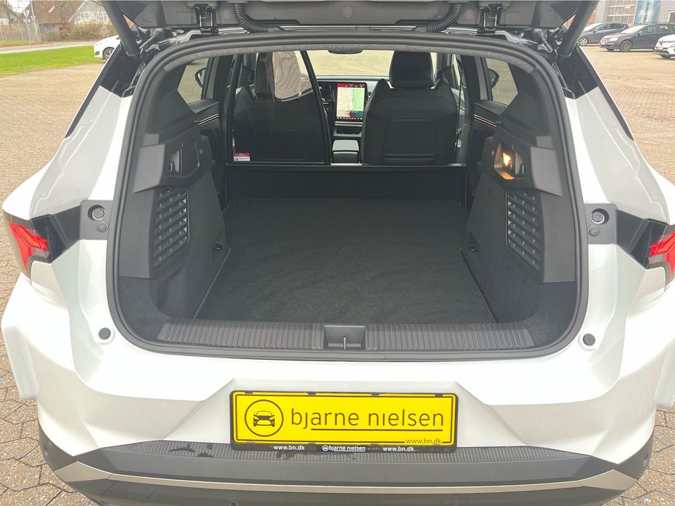 Renault Scenic E-Tech 87 Techno Van 5d