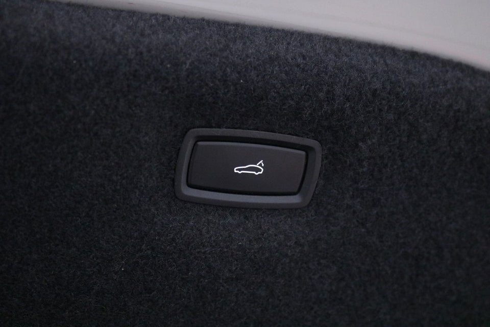 Porsche Taycan Turbo Performance+  4d