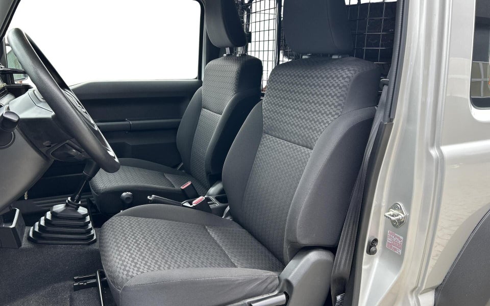 Suzuki Jimny 1,5 Touch AllGrip Van 3d