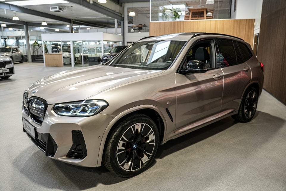 BMW iX3 Charged Plus M-Sport 5d