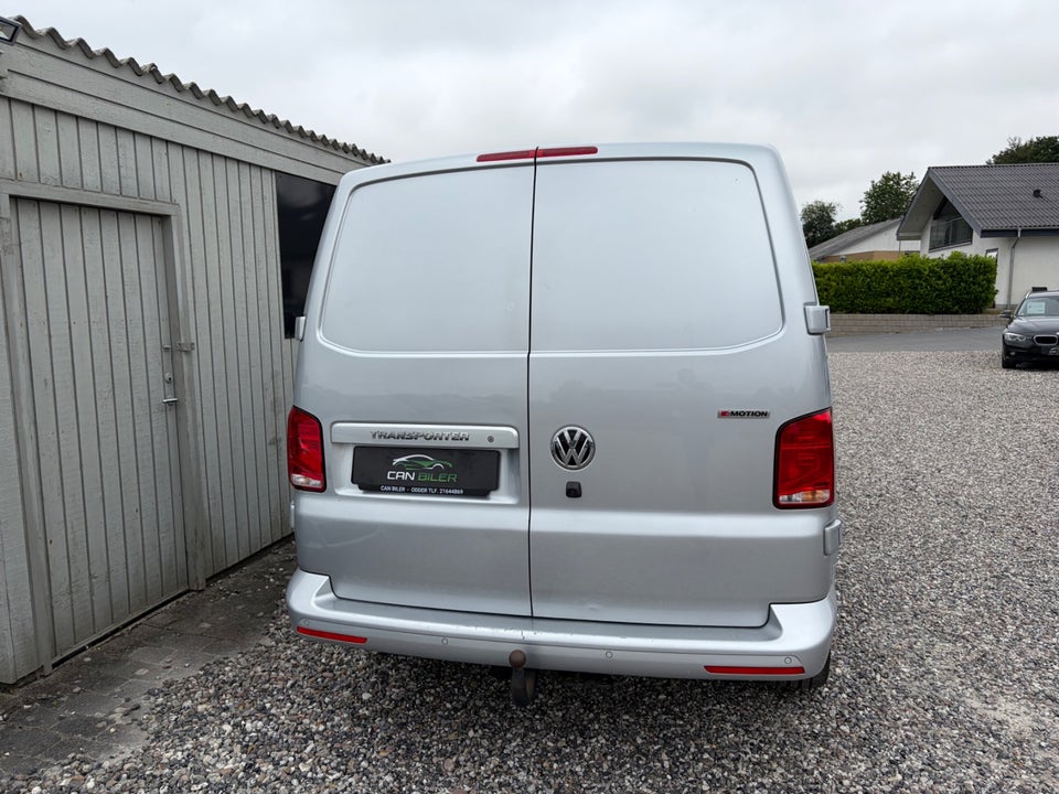 VW Transporter 2,0 TDi 199 Kassevogn DSG 4Motion lang