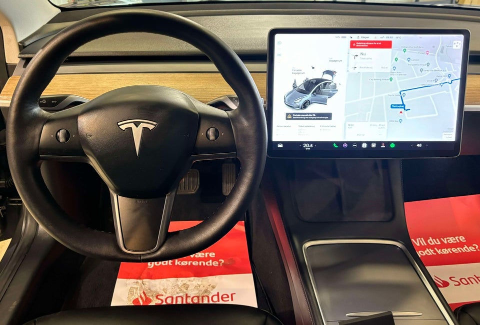 Tesla Model 3 Long Range AWD 4d