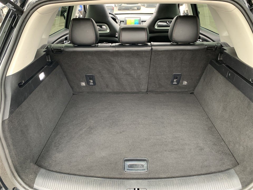 MG EHS 1,5 PHEV Luxury 5d