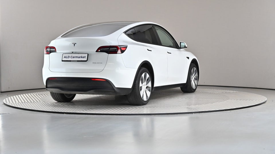 Tesla Model Y Long Range AWD 5d