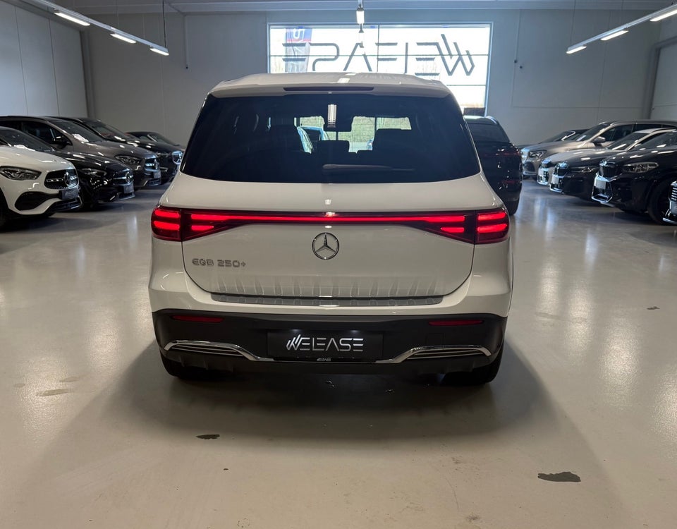 Mercedes EQB250+ AMG Advance 5d