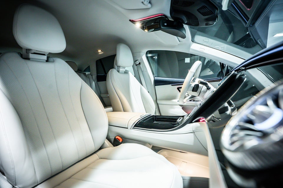Mercedes EQE350+ AMG Line 4d