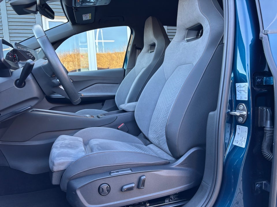 Cupra Born 77 e-Boost Dinamica Pack High 5d