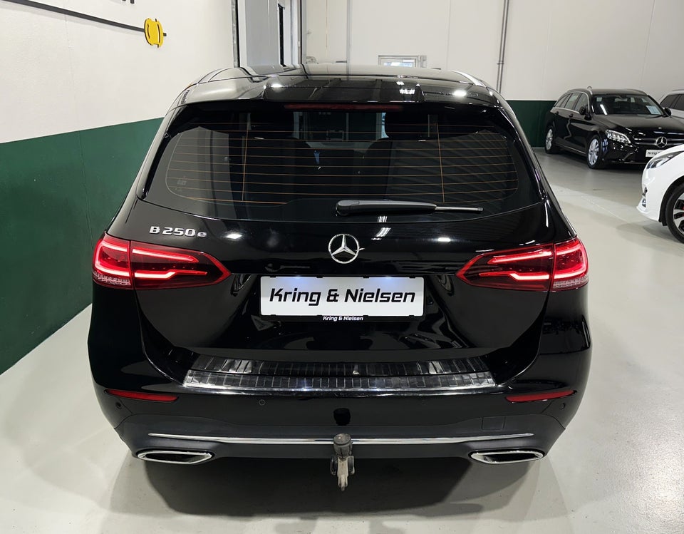 Mercedes B250 e 1,3 Progressive aut. 5d