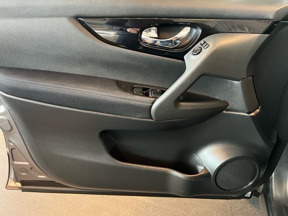 Nissan Qashqai 1,2 Dig-T 115 Acenta 5d