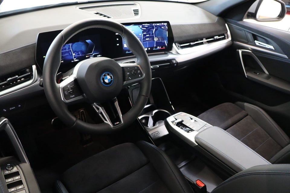 BMW iX2 eDrive20 M-Sport Premium 5d