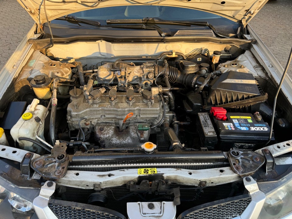 Nissan Almera 1,5 Porto 5d