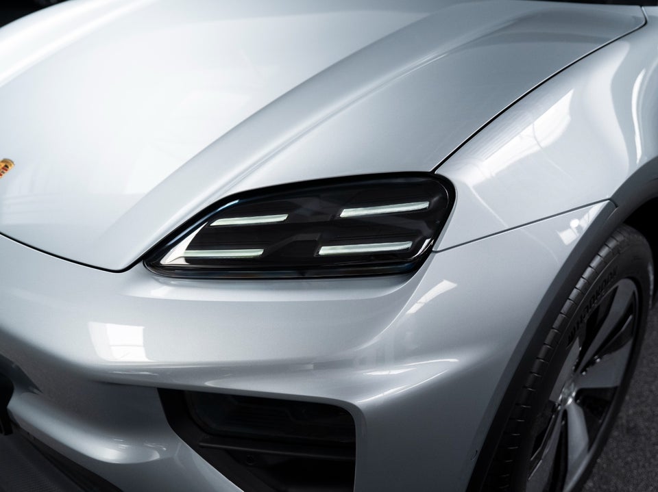 Porsche Macan 5d