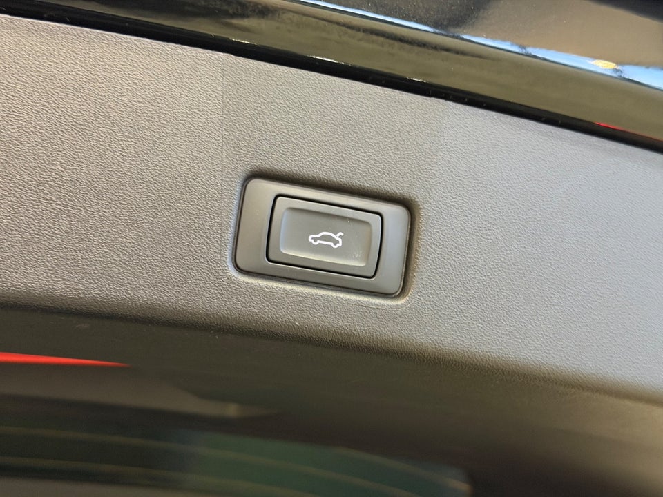 Audi Q4 e-tron 40 Advanced Sportback 5d