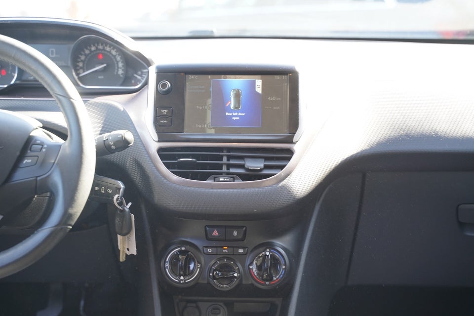 Peugeot 2008 1,2 VTi 82 Allure 5d