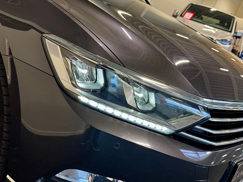 VW Passat 1,8 TSi 180 High+ Variant DSG 5d