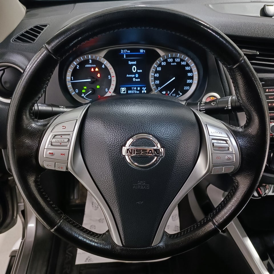Nissan Navara 2,3 dCi 190 Db.Kab Tekna aut. 4d