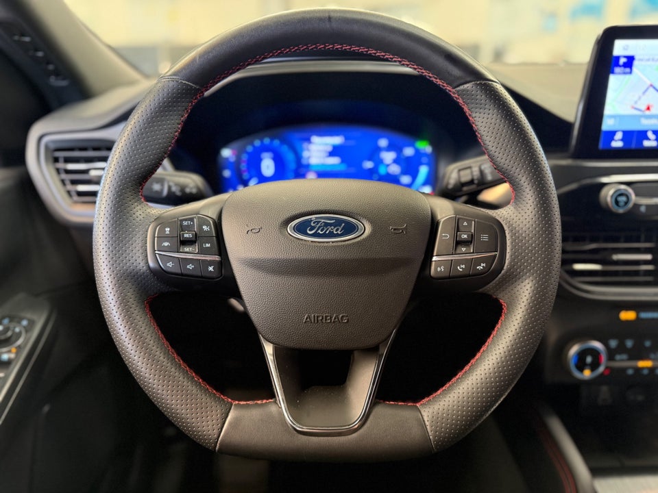 Ford Kuga 2,5 PHEV ST-Line X CVT 5d