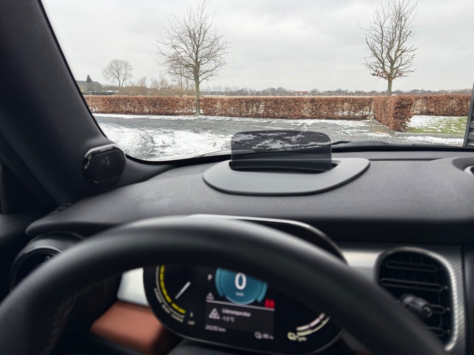 MINI Cooper SE Younique Trim 3d