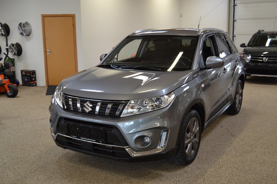 Suzuki Vitara 1,0 Boosterjet Active aut. 5d