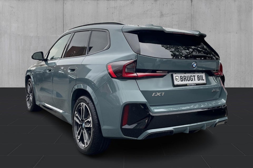 BMW iX1 eDrive20 M-Sport Pro 5d