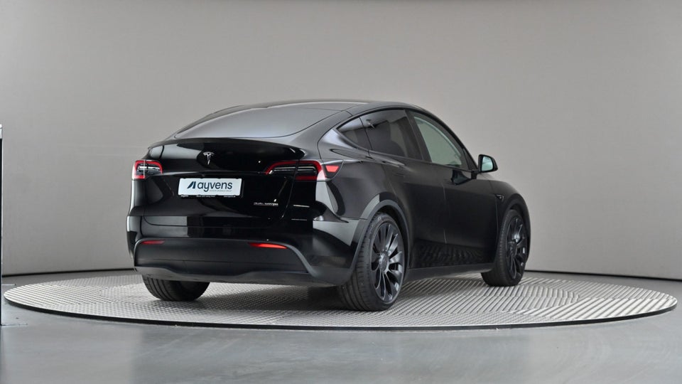Tesla Model Y Performance AWD 5d