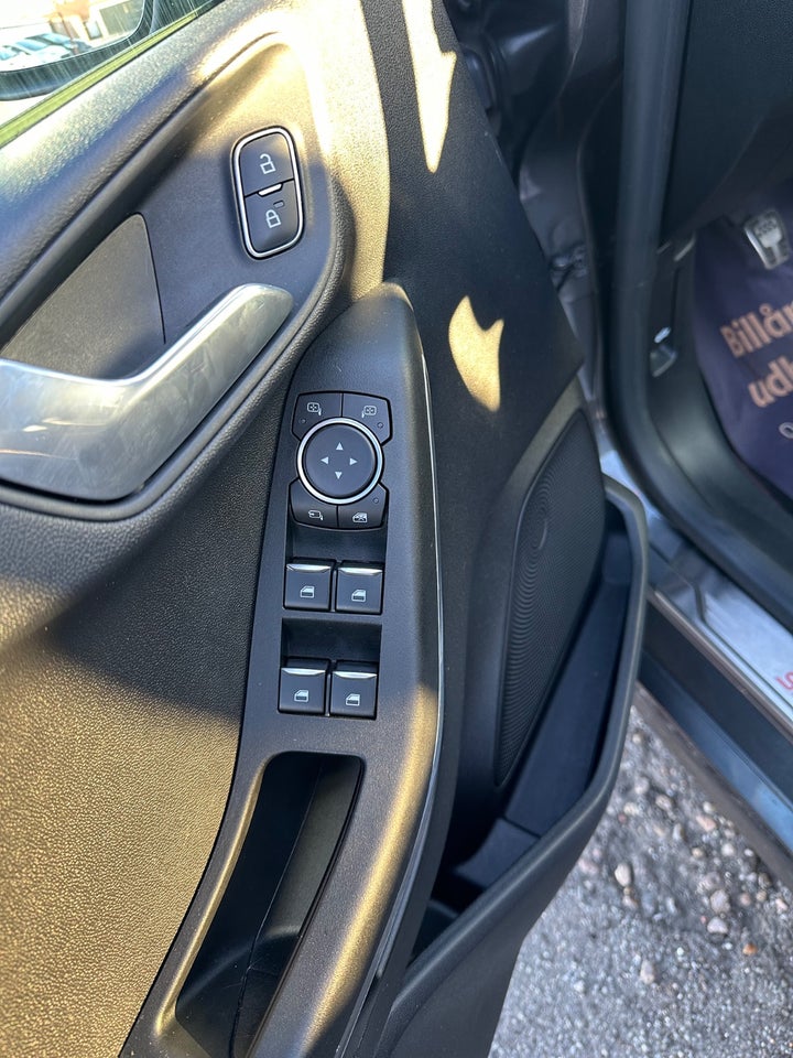 Ford Fiesta 1,0 EcoBoost ST-Line 5d