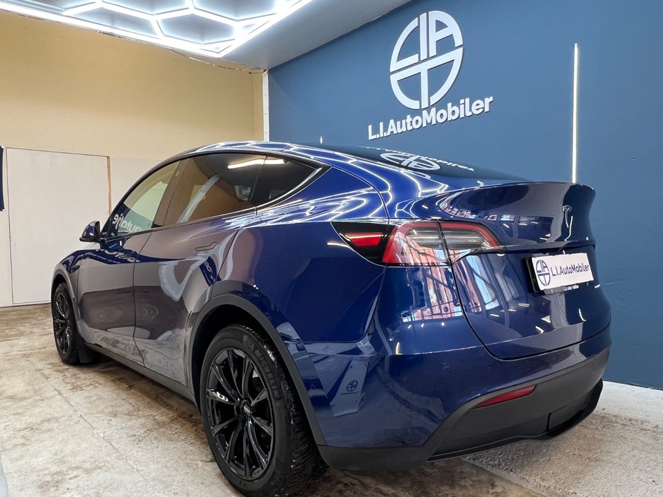 Tesla Model Y Long Range AWD 5d