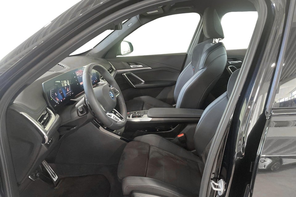 BMW iX1 xDrive30 M-Sport 5d