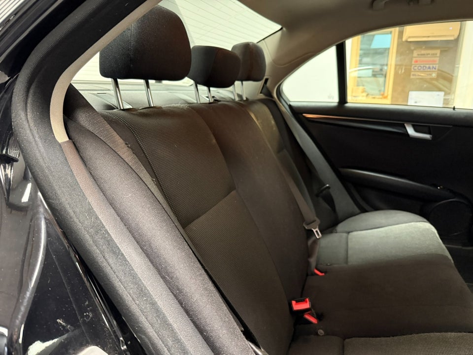 Mercedes C180 1,6 aut. BE 4d