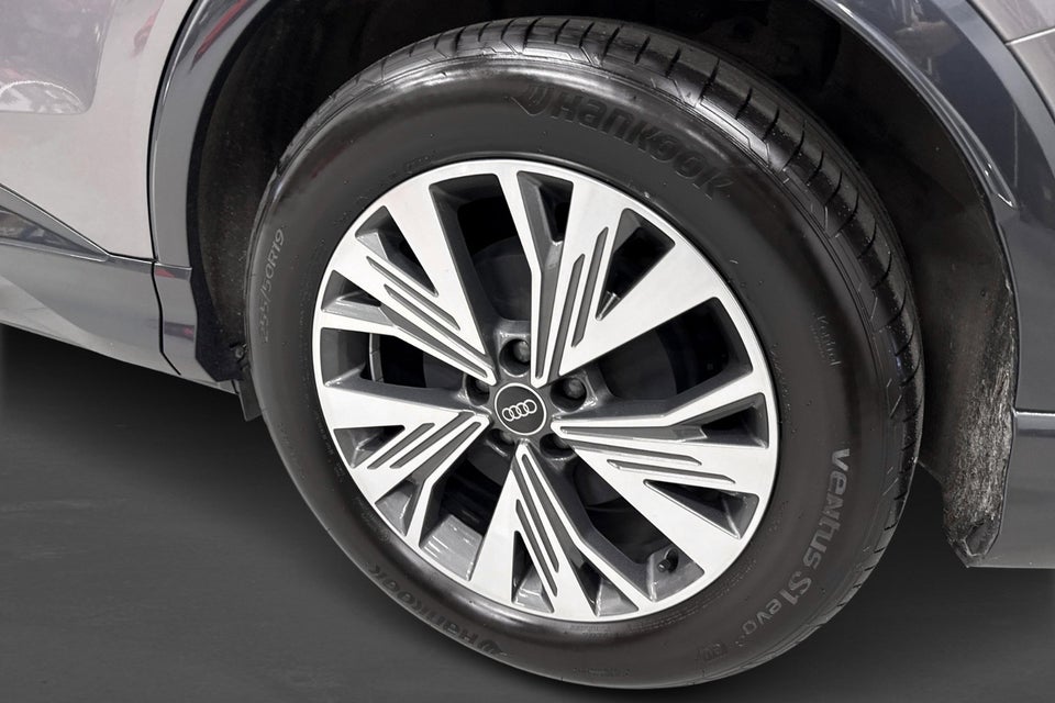 Audi Q4 e-tron 40 Attitude 5d