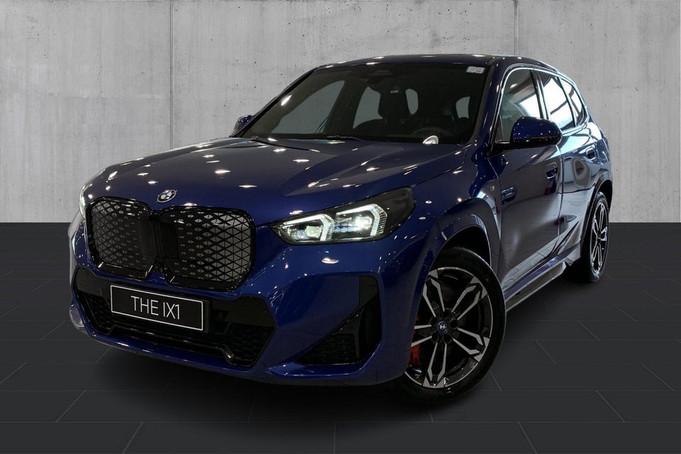 BMW iX1 eDrive20 Fully Charged M-Sport 5d