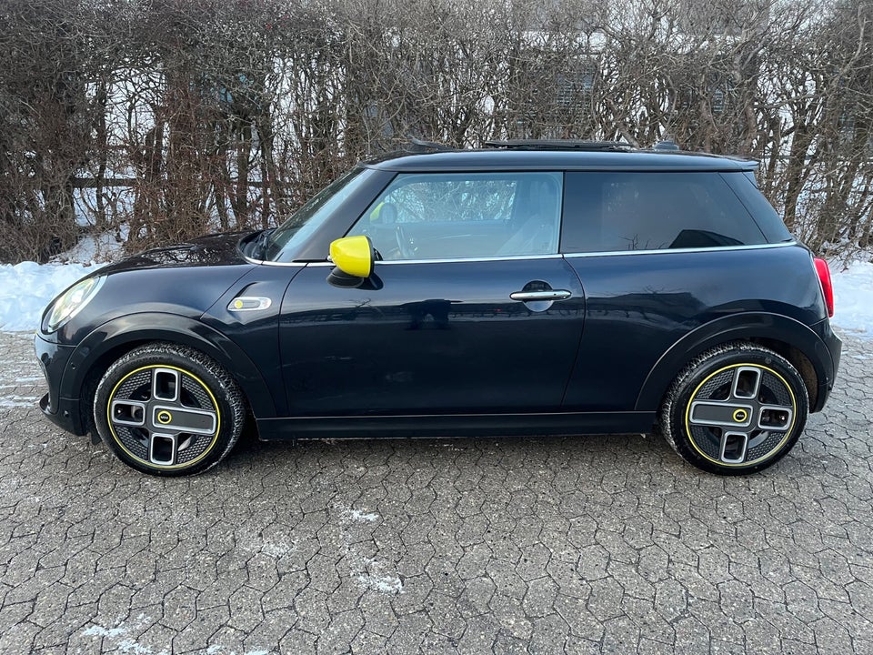 MINI Cooper SE Yours 3d