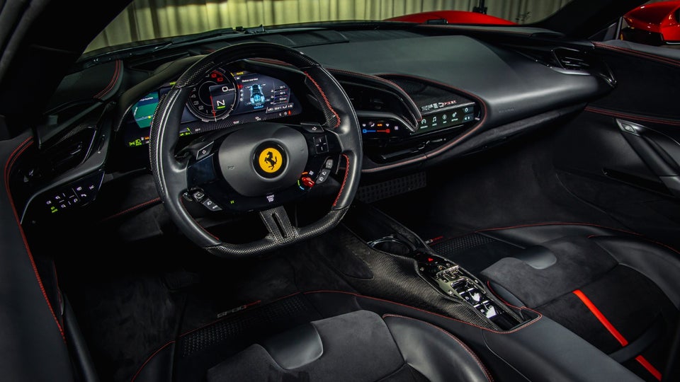 Ferrari SF90 Spider 4,0 DCT 2d