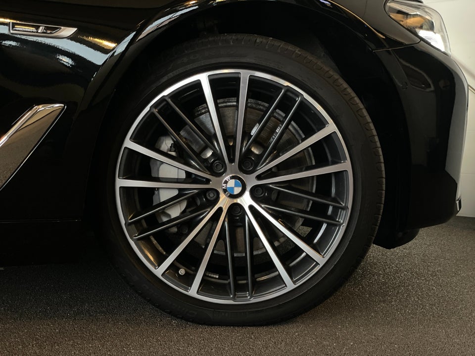 BMW 530e 2,0 Touring Sport Line xDrive aut. 5d