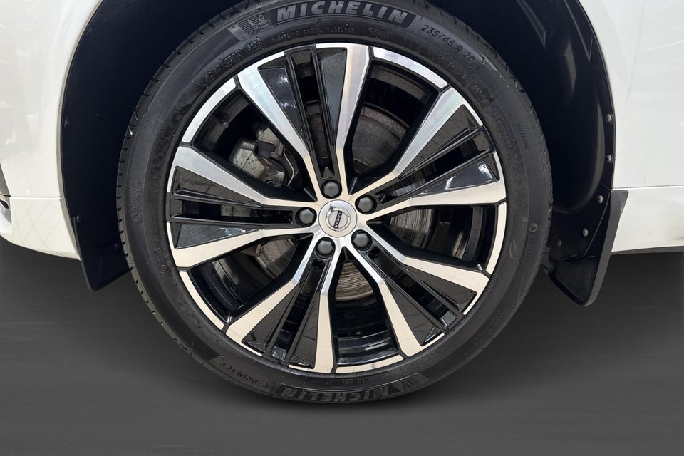 Volvo XC60 2,0 T6 ReCharge R-Design aut. AWD 5d