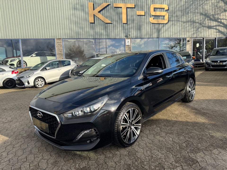 Hyundai i30 1,4 T-GDi Premium Fastback DCT 5d