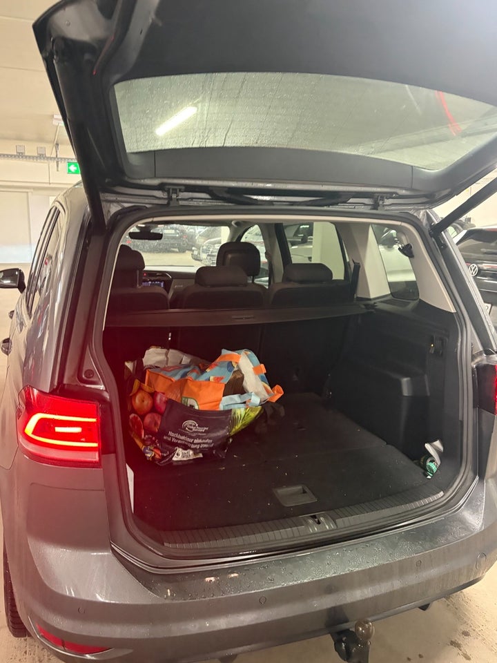 VW Touran 1,5 TSi 150 Highline 7prs 5d