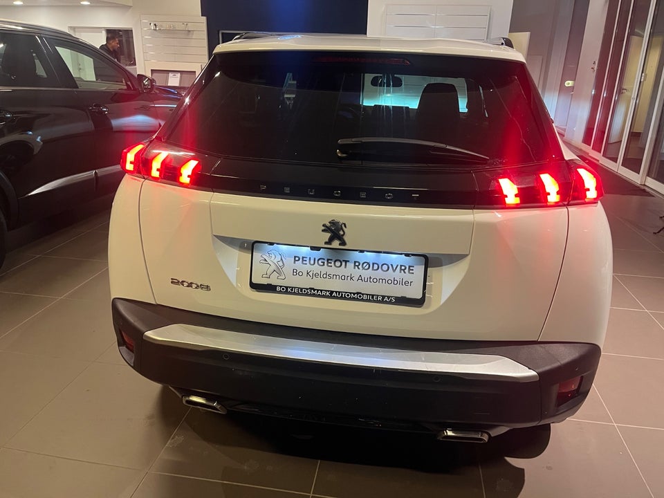 Peugeot 2008 1,2 PureTech 130 Allure Pack 5d