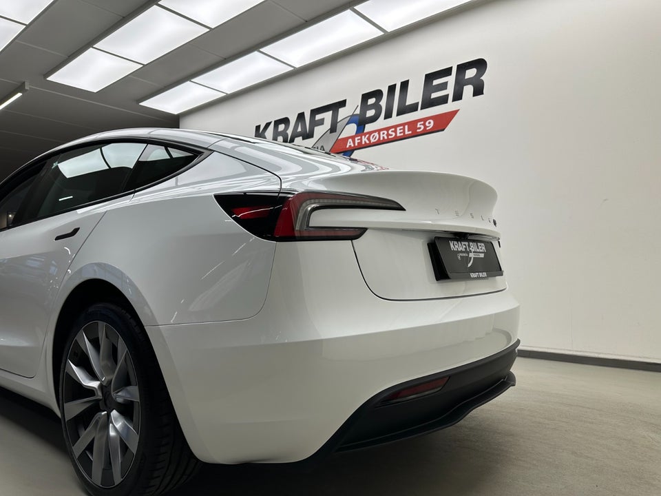 Tesla Model 3 Long Range AWD 4d