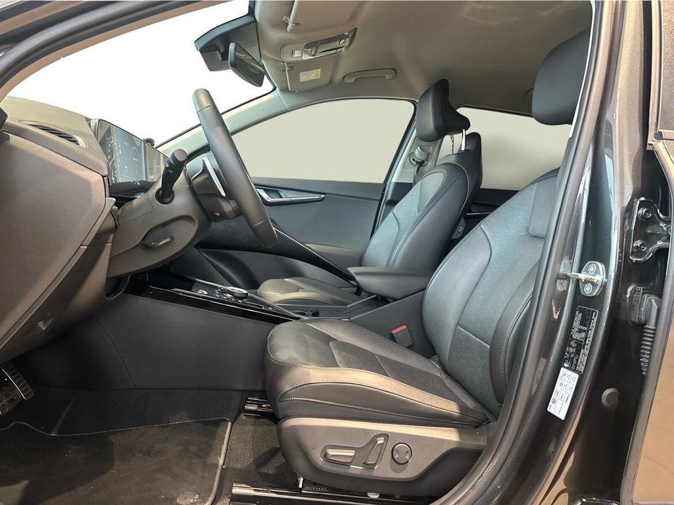 Kia Niro 64 EV Upgrade 5d