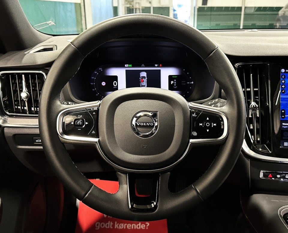 Volvo V60 2,0 T6 ReCharge Plus Dark aut. AWD 5d