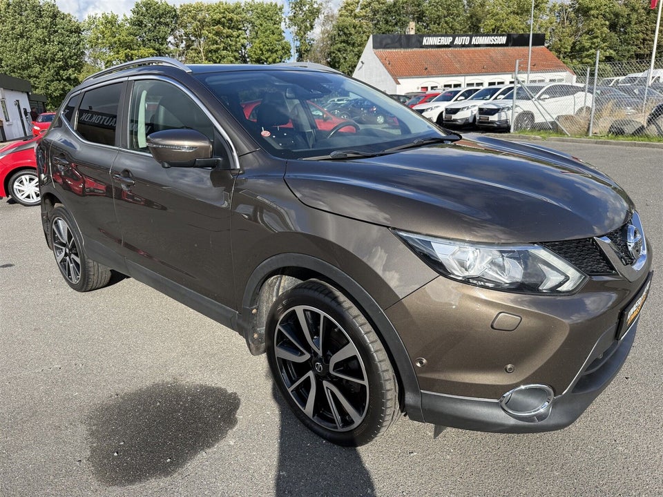 Nissan Qashqai 1,2 Dig-T 115 Tekna 5d