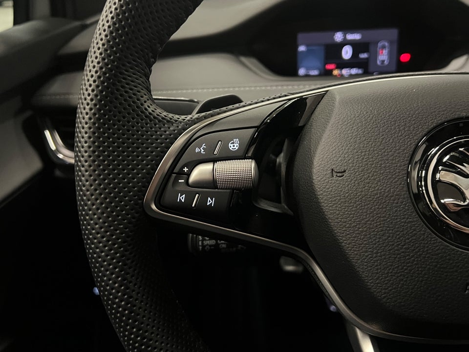 Skoda Enyaq 85 iV Sportline Maxx 5d