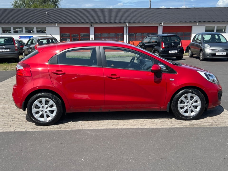 Kia Rio 1,2 CVVT Style+ 5d