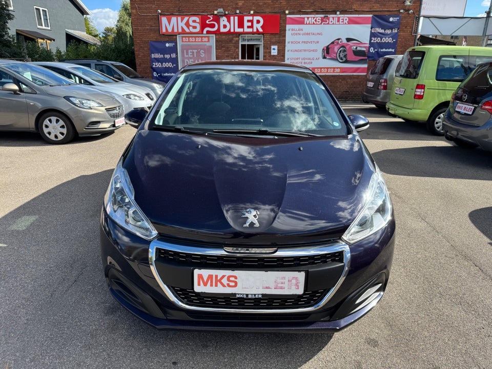 Peugeot 208 1,2 VTi 82 Allure Sky 5d