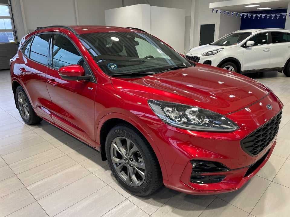 Ford Kuga 2,5 PHEV ST-Line X CVT 5d